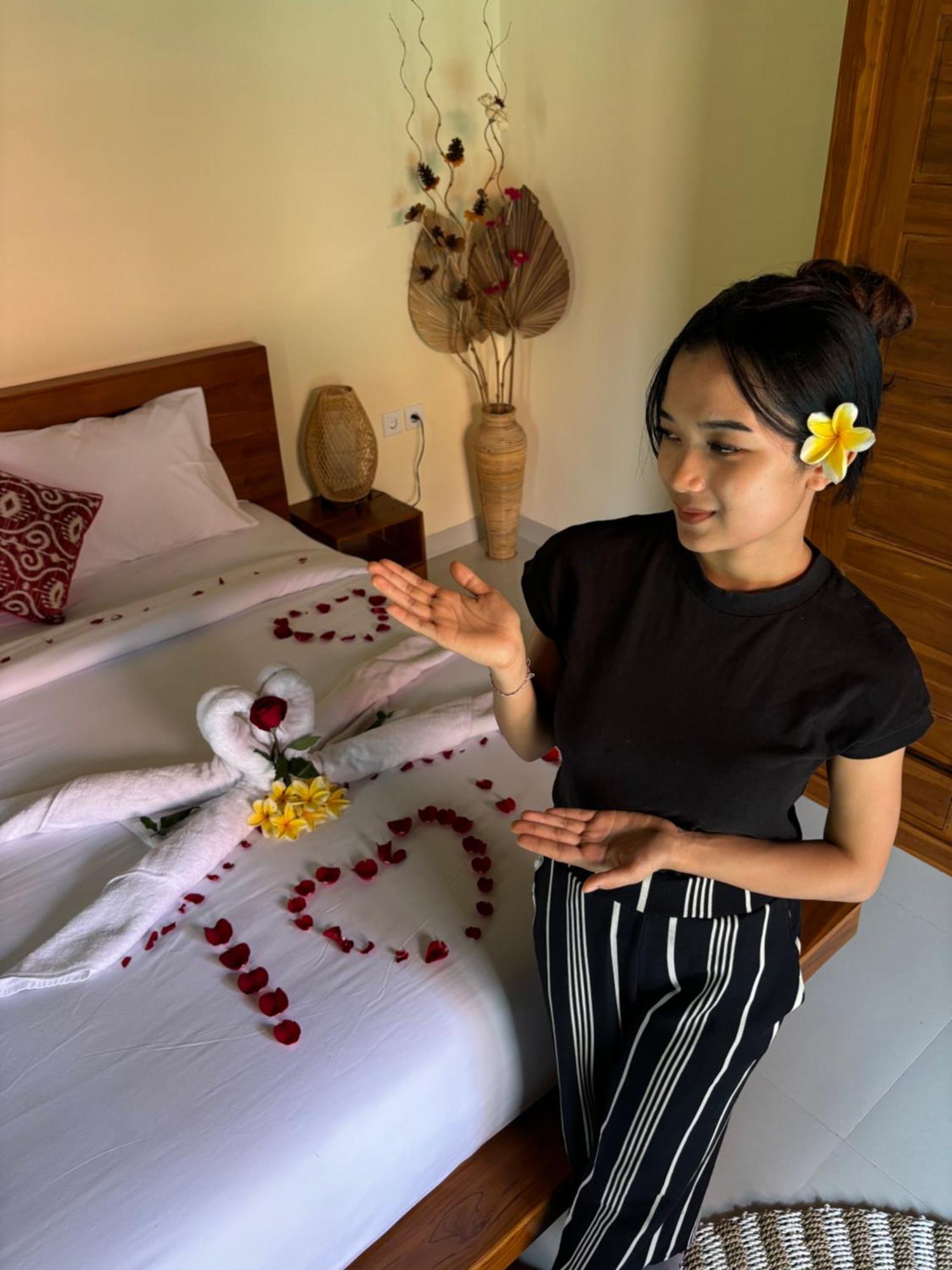 Cempaka Kembar Guest House Ubud Esterno foto