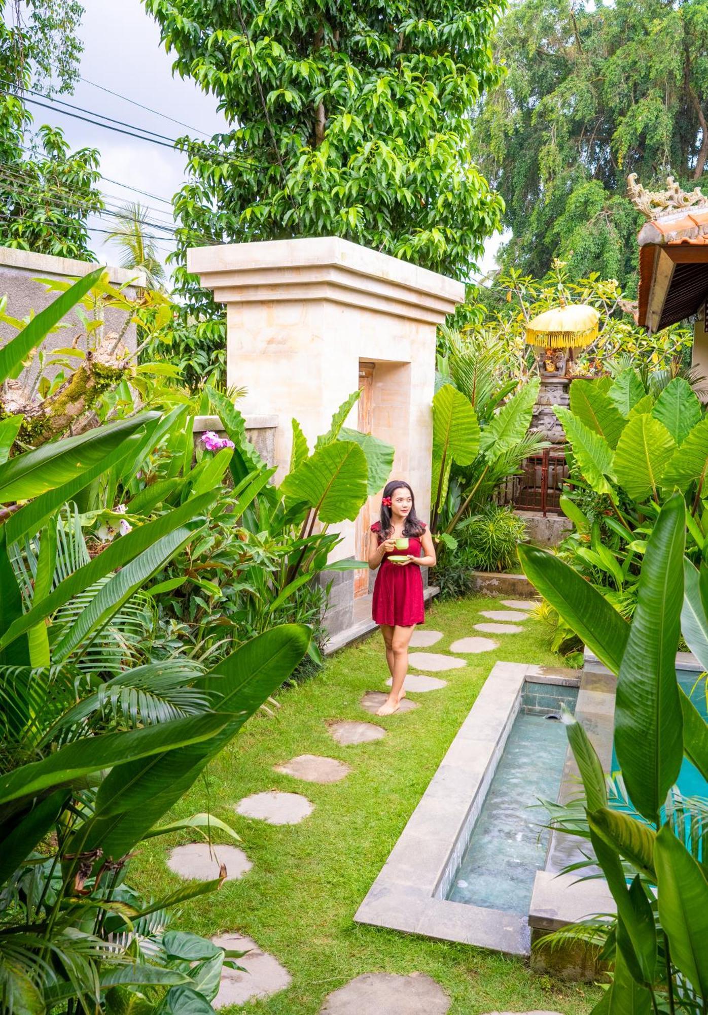 Cempaka Kembar Guest House Ubud Esterno foto