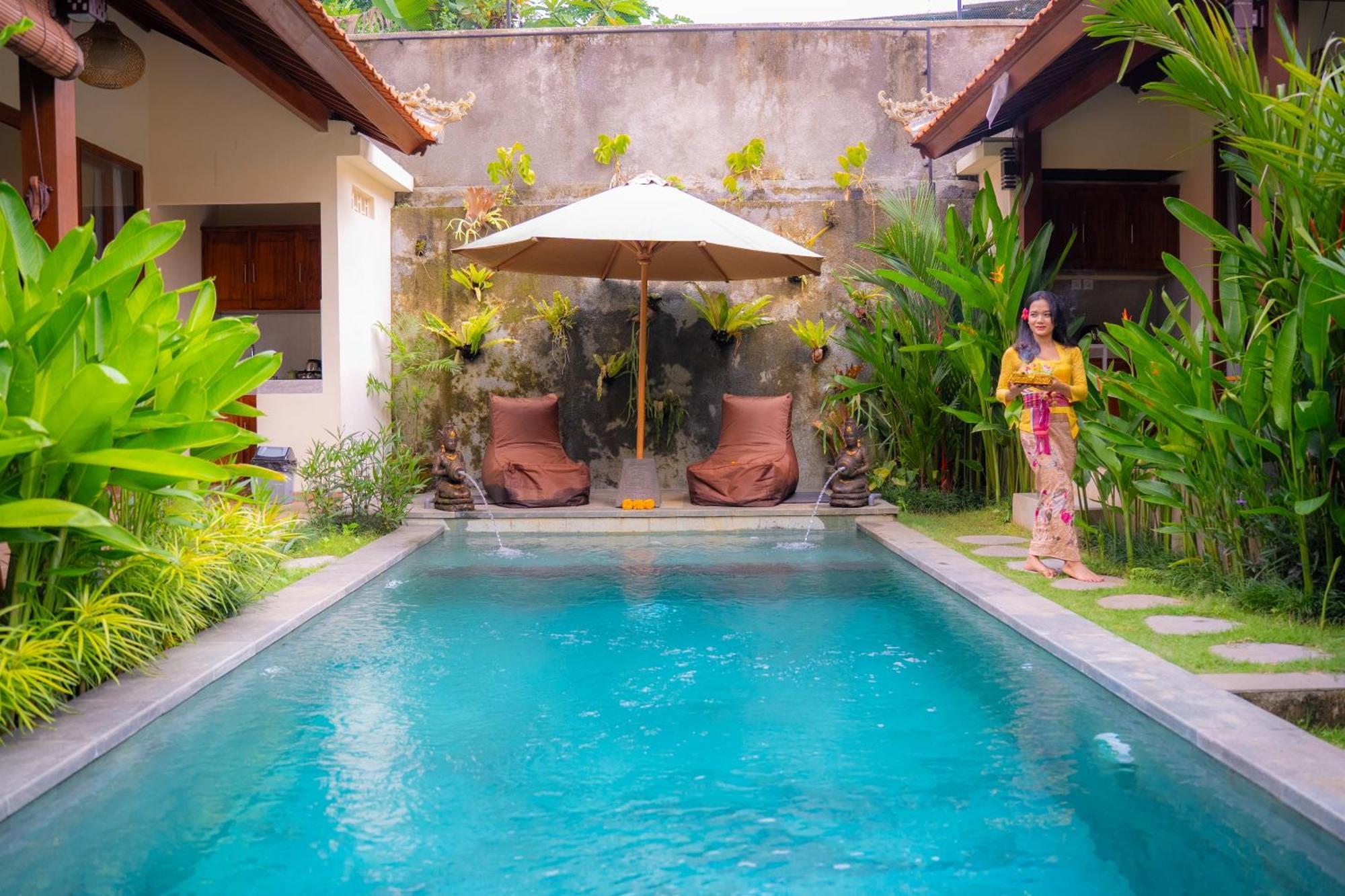 Cempaka Kembar Guest House Ubud Esterno foto