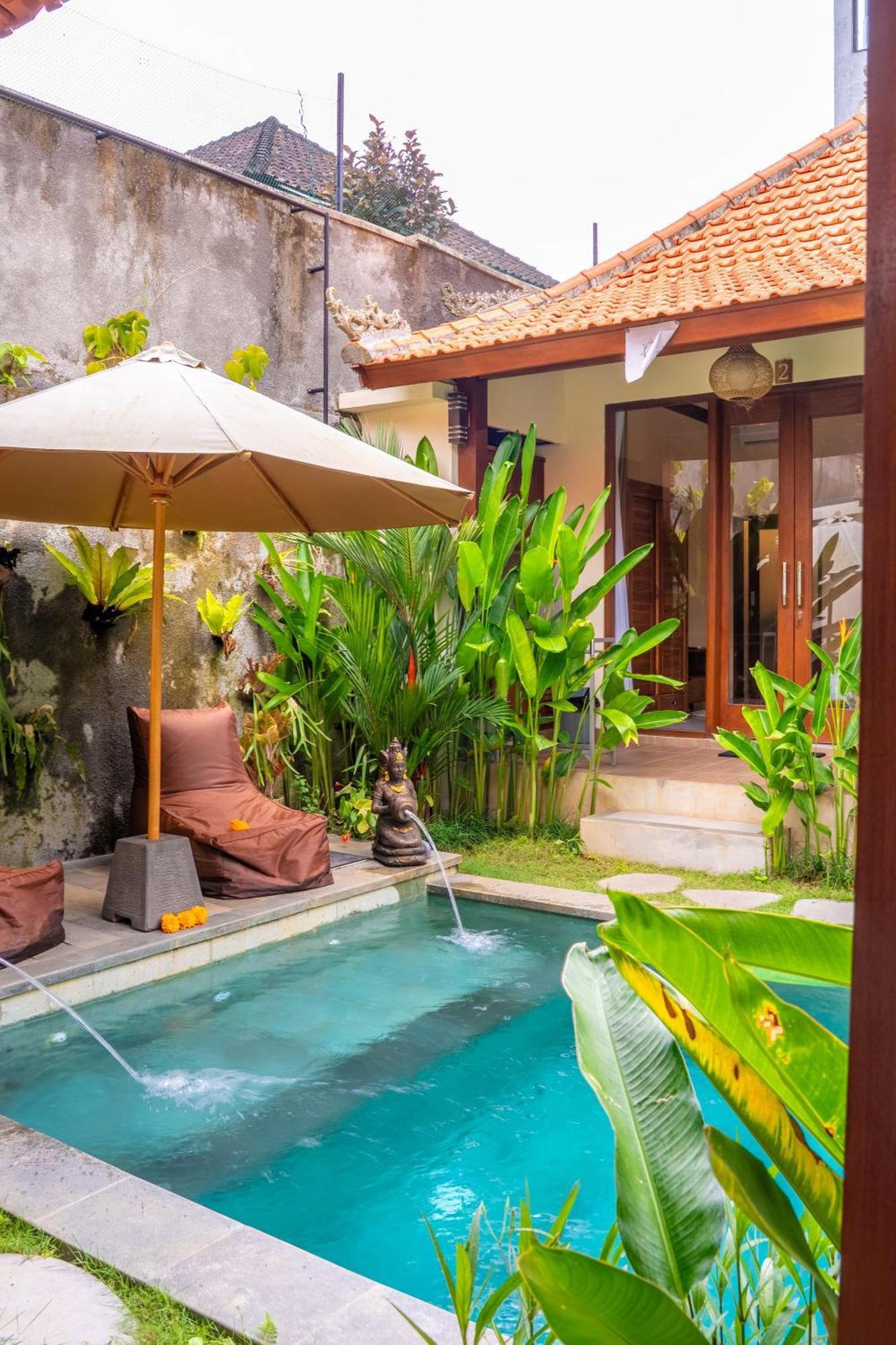 Cempaka Kembar Guest House Ubud Esterno foto